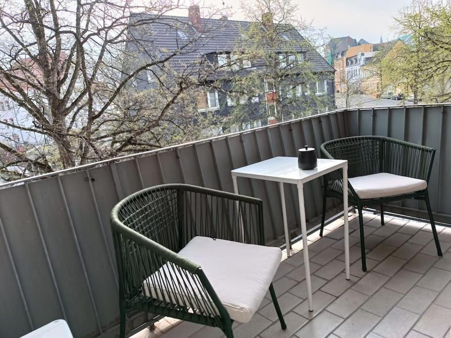 בוכום Comfortable Apartment With Balcony מראה חיצוני תמונה